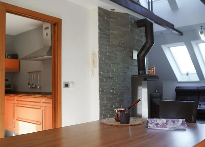 לינה וארוחת בוקר Sunset