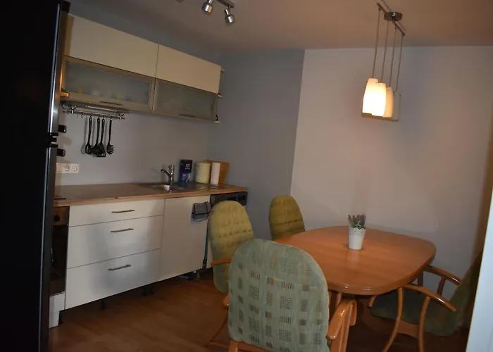 לינה וארוחת בוקר Sunset 4*